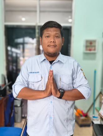 Teguh Ari Wijaya